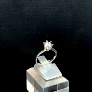 ANEL SOLITARIO GRANDE DE PRATA