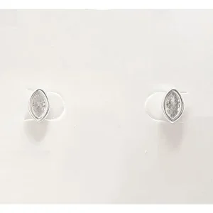 BRINCO CRISTAL OVAL DE PRATA 6mm