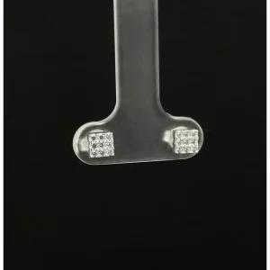 BRINCO QUADRADO CRAVEJADO DE PRATA 4mm