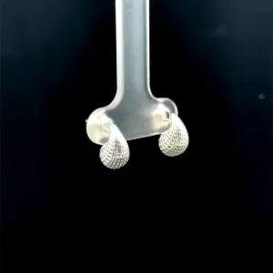 BRINCO GOTA VAZADA DE PRATA 6mm