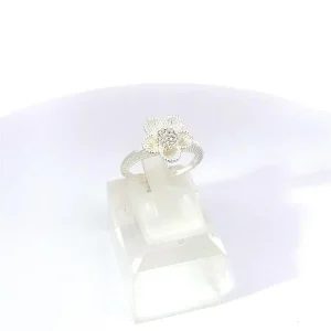ANEL FLOR DE PRATA
