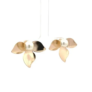BRINCO FLOR C/ PEROLA FOLHEADO 3,1cm