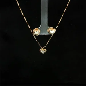 CONJUNTO CORACAO MADREPEROLA CRAVEJADO FOLHEADO 45cm/8mm