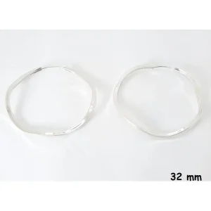 BRINCO ARGOLA MEIA CANA ONDULADA DE PRATA ALT 32mm